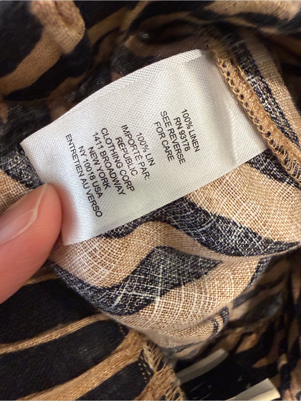 ELIE ELIE TAHARI Tiger Print 100% Linen shorts size small - Picture 7 of 16